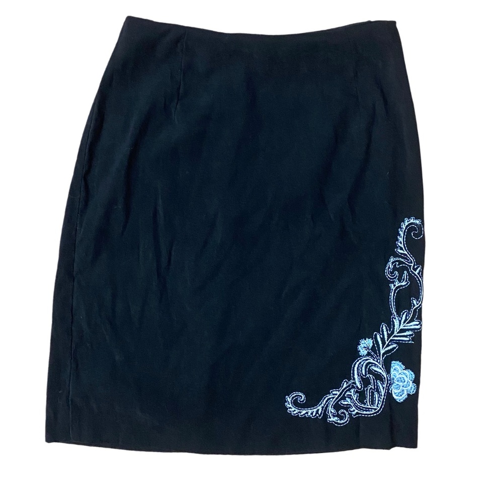 90s BLACK WITH BLUE EMBROIDERY MINI SKIRT